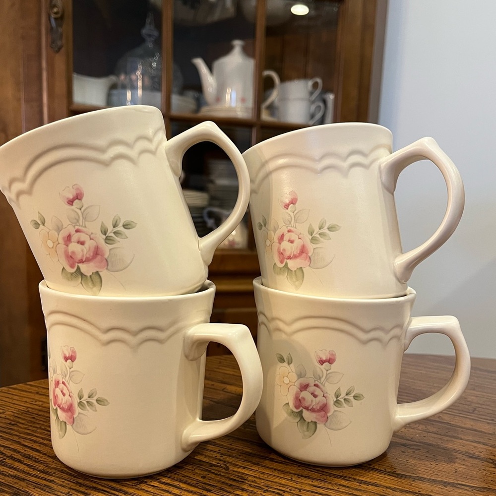 Pfaltzgraff Tea Rose Coffee Mugs - Set of 4